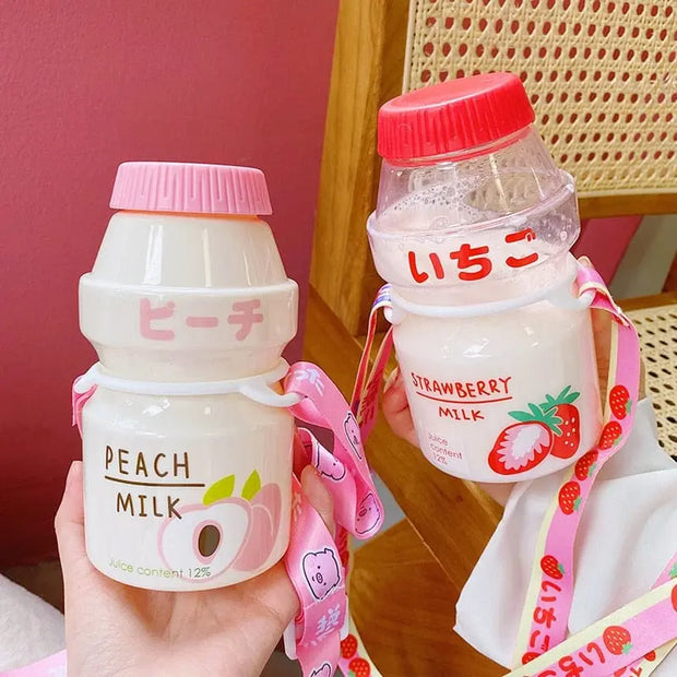 Botella De Agua Kawaii Con Diseño De Leche Afrutada - Tienda Kawaii